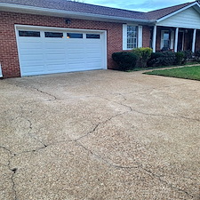 Detail-Driven-Driveway-Cleaning-in-Chattanooga-TN 3